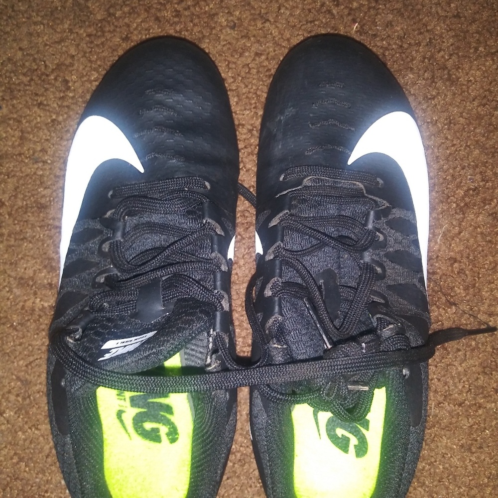 Nike girls track shoes